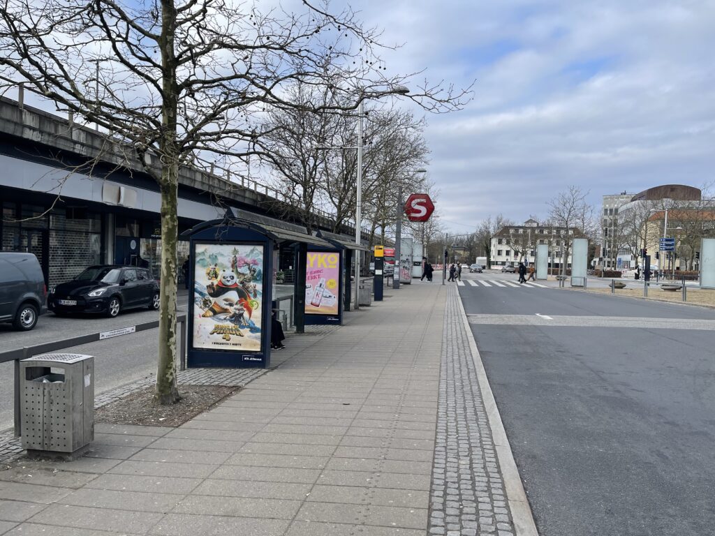 Paradentosebehandling i Lyngby - hedder parodontitis nu.