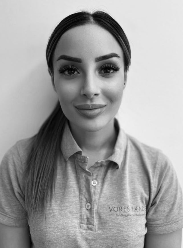 Sahra receptionist